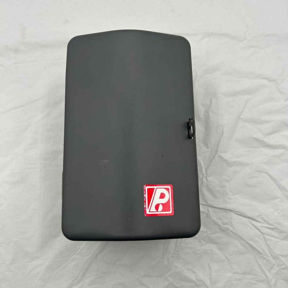 Paragon D-Frost-O-Matic Time Control 8045-00 Refrigeration Timer Gray Metal Box